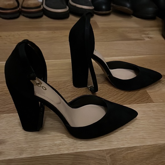 Aldo Black Pumps - Picture 2 of 4